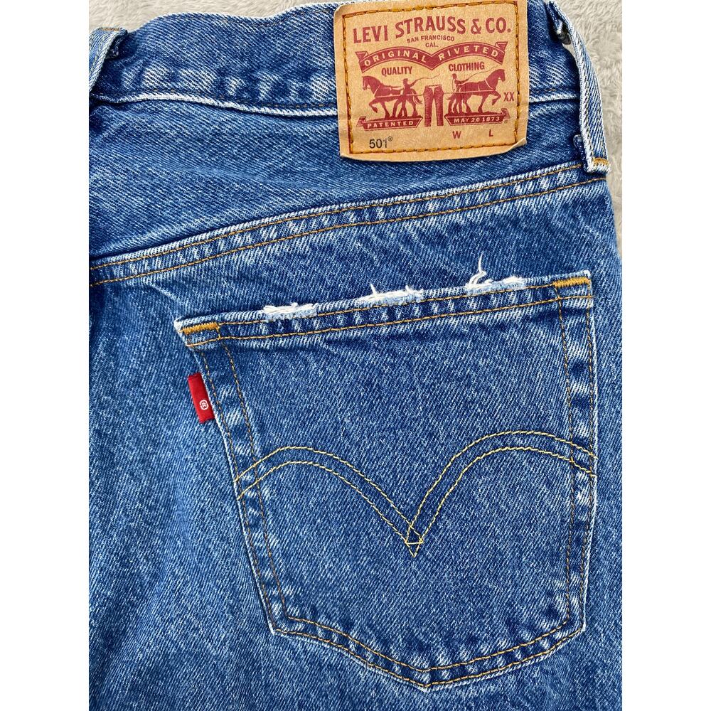 Vintage Levi’s 501 Jeans W28 L26 Distressed Button Fly Cropped Blue - Picture 5 of 11